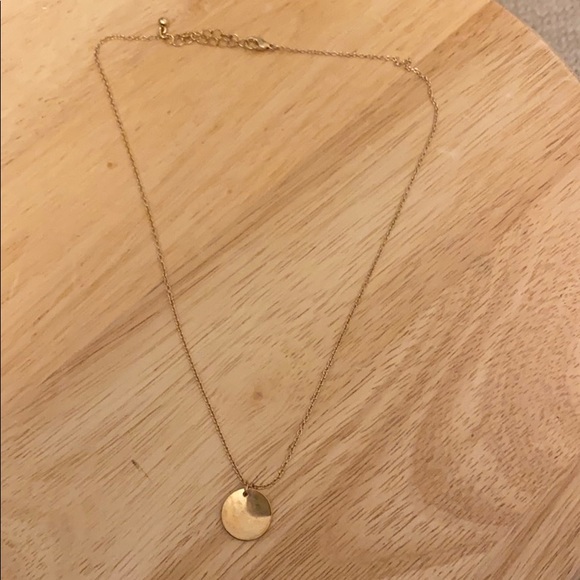 Circle pendent necklace. Gold colour - Picture 1 of 2